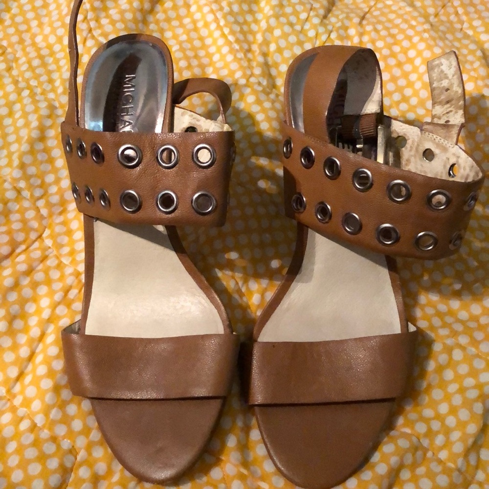 MK heels
